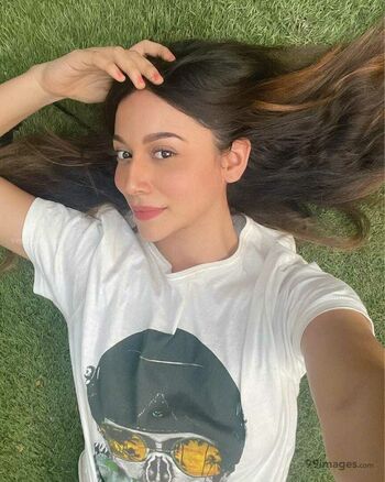 Aahana Kumra