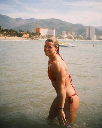 Abigail Domit