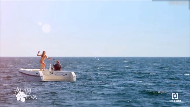Adam sucht Eva – Gestrandet im Paradies