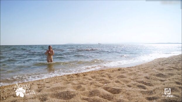 Adam sucht Eva – Gestrandet im Paradies
