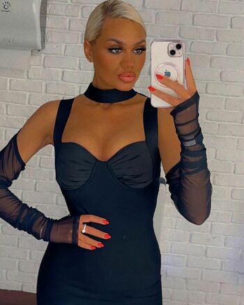 adinaa99