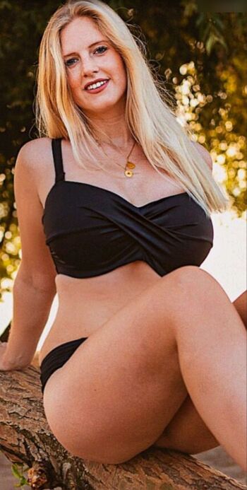 Adore Sophia