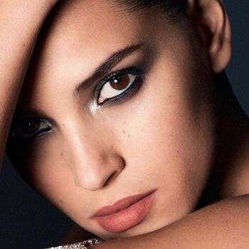 Adria Arjona