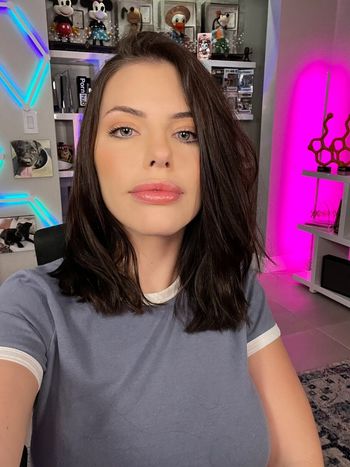 Adriana Chechik