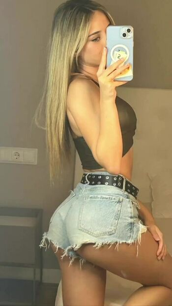 Adriianaasz