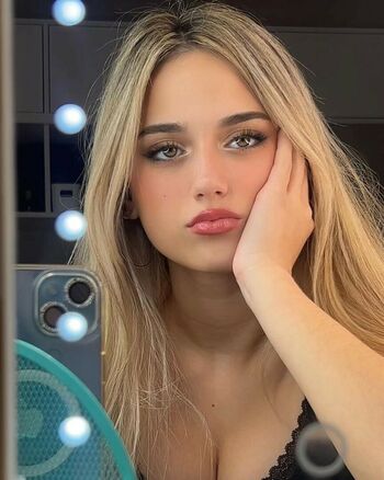Adriianaasz