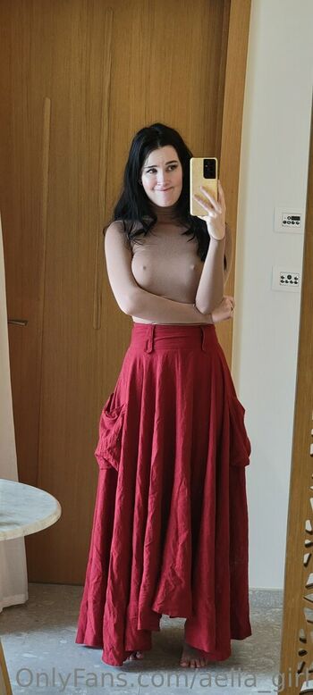 Aella_Girl