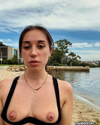 AI Generated Celebrity Nudes