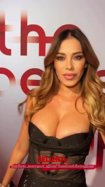 Aída María Yéspica Jaime