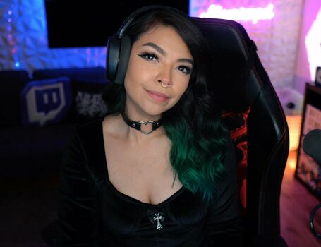 Aileen Senpai