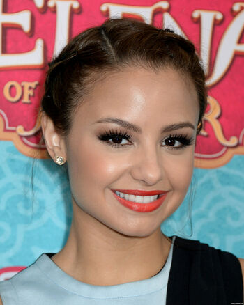 Aimee Carrero