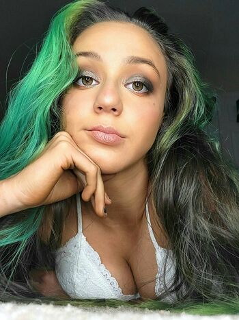 Airica Demia