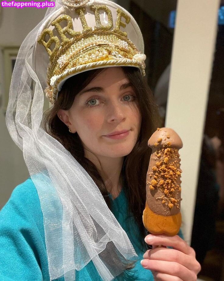 Aisling Bea