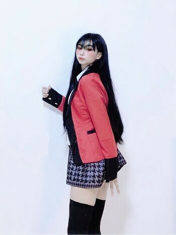 Akari_Cos