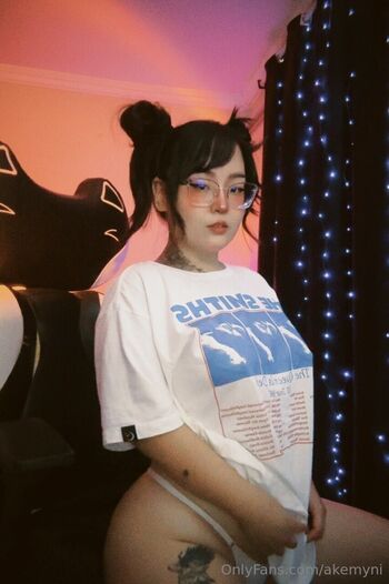 Akemyni