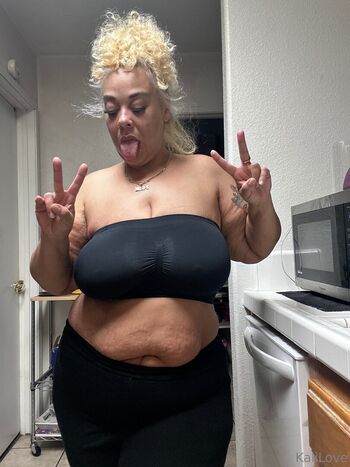 akiliahightower32
