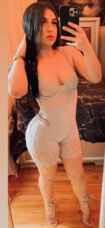 Alejandra Mayarli