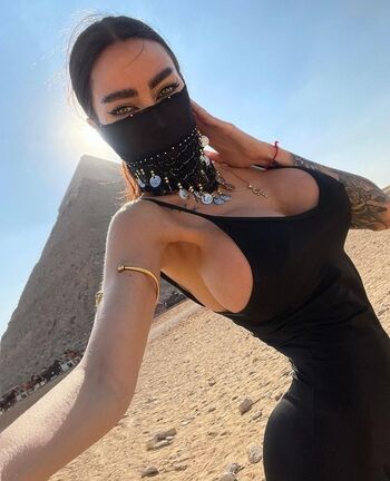 Alena Omovych