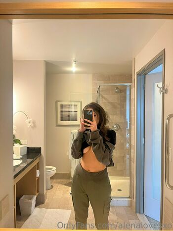 alenalovesxo