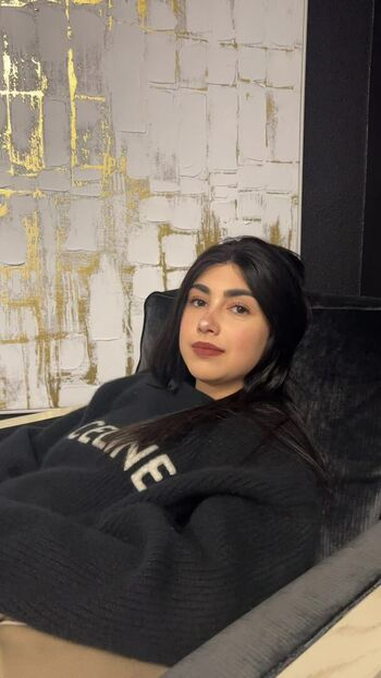 Alexa Mansour