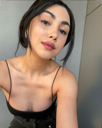 Alexa Mansour