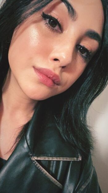 Alexa Mansour