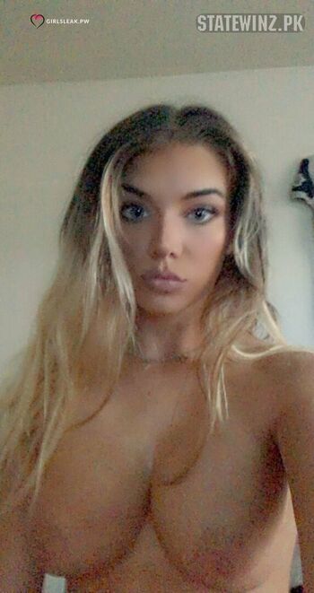 Alexa Smicker