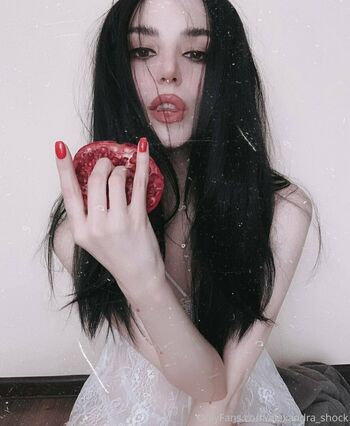 alexandra_shock
