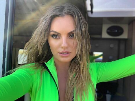 Alexandra Stan