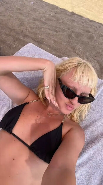 Alexandra Stan
