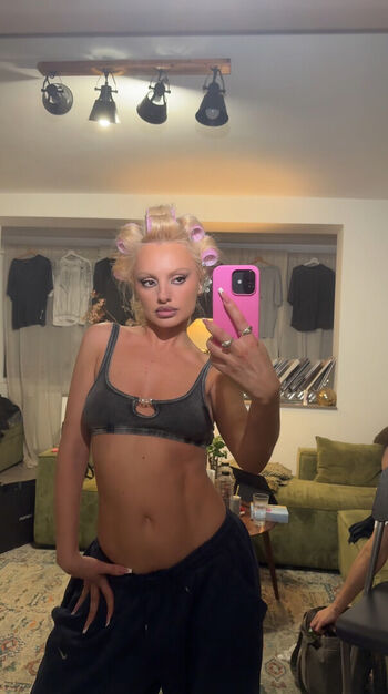 Alexandra Stan
