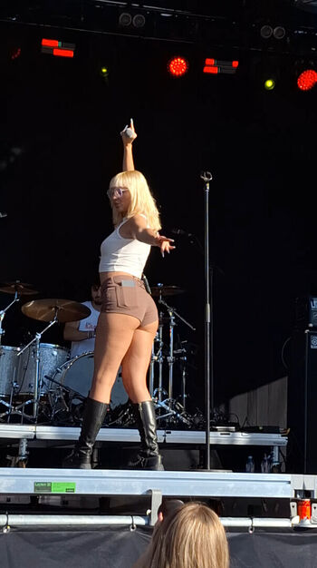 Alexandra Stan