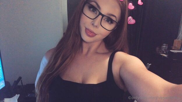 alexis_ivy