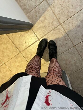 alexis_ivy