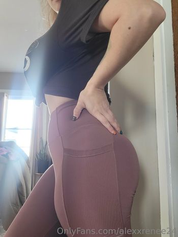 alexxrenee24