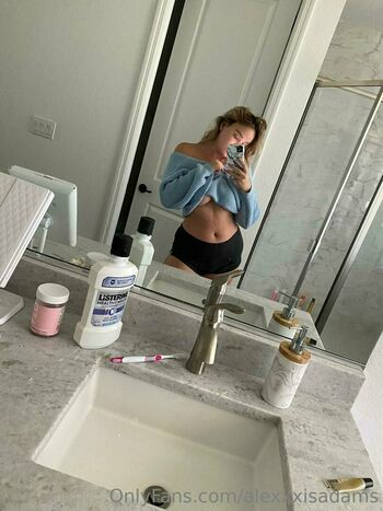 alexxxisadams