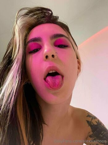 alexxxmoon