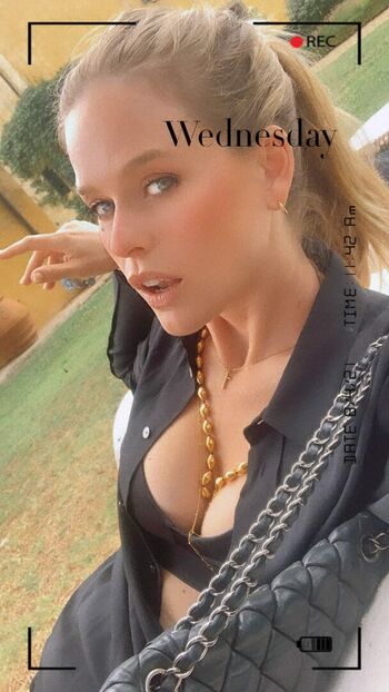 Alice Eve
