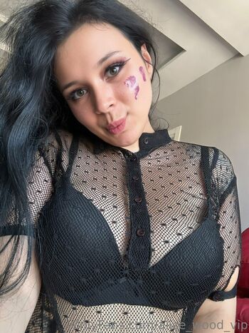 alice_wood_vip
