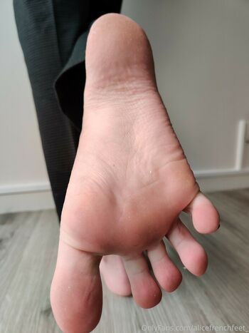 alicefrenchfeet