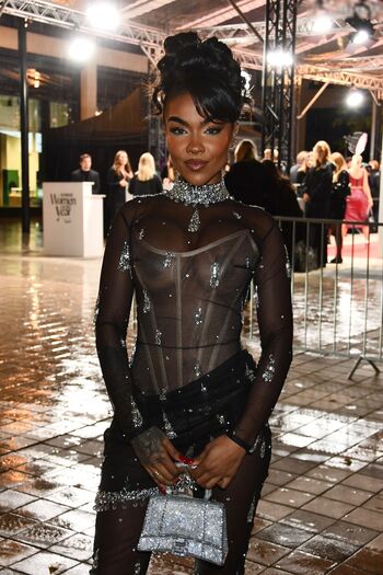 Alicia Awa