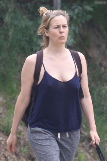 Alicia Silverstone
