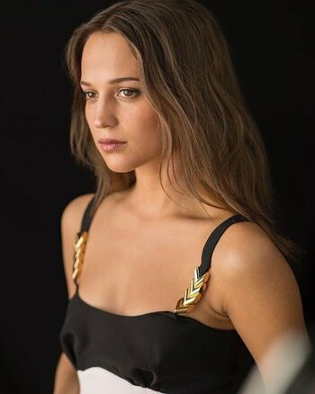 Alicia Vikander
