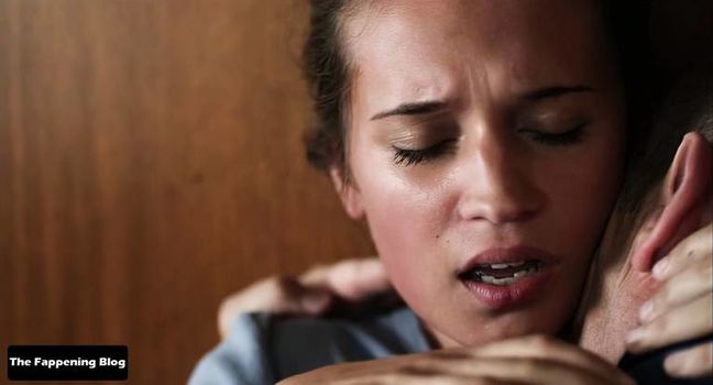 Alicia Vikander