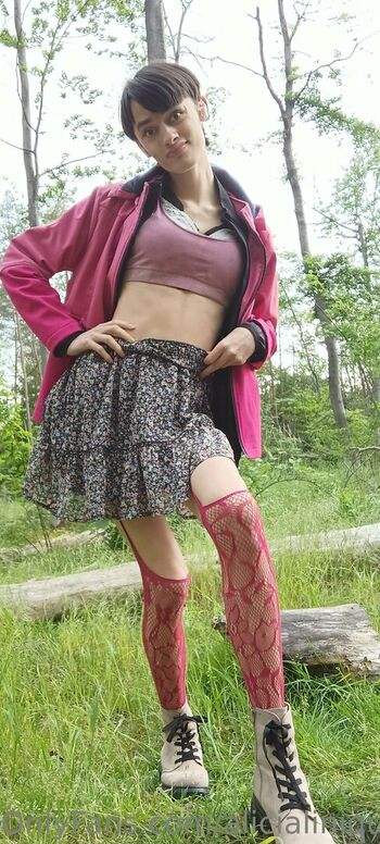 alicialiniquinn