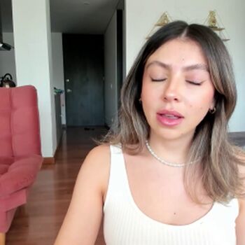 AliciaWonder_