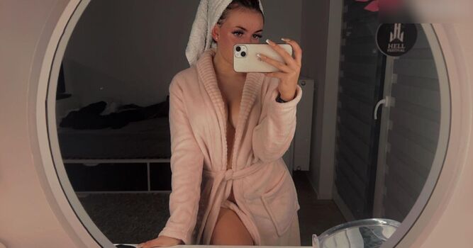 Alinahrndz