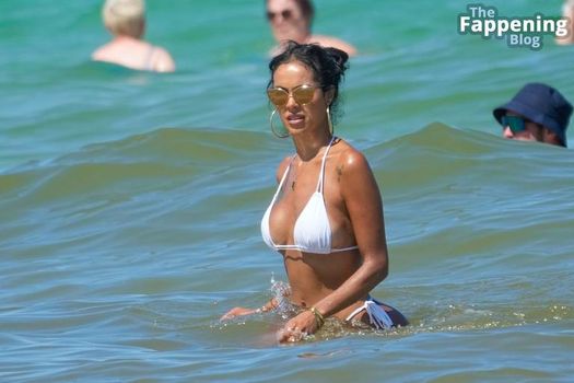 Aline Bernardes