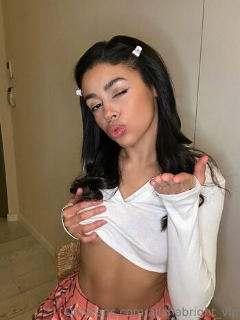 Alisha Bright