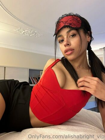 Alisha Bright